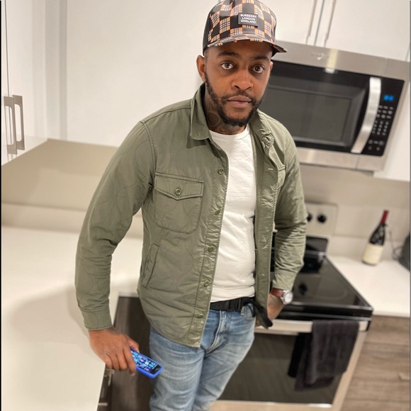 Meet your Posher, Jayson - Picture 1 of 1